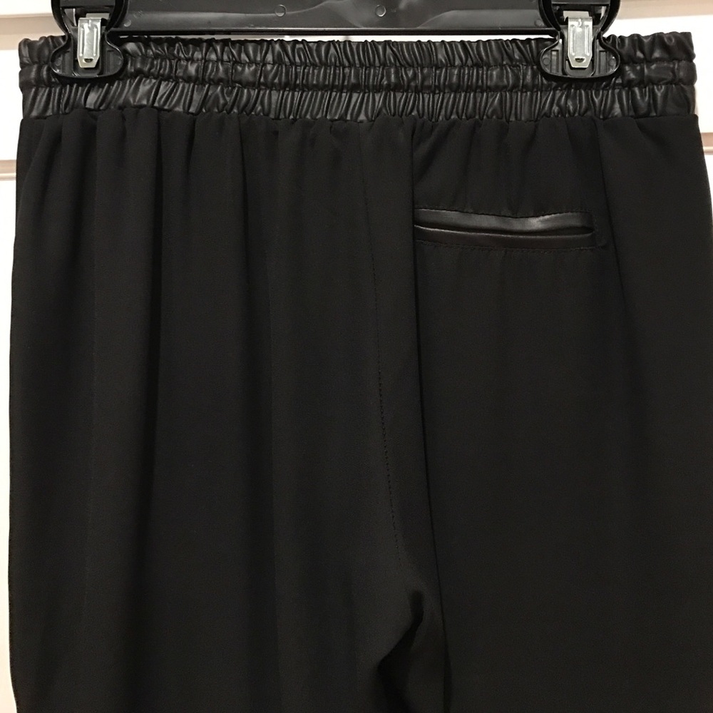 Toska Joggers - Picture 5 of 6